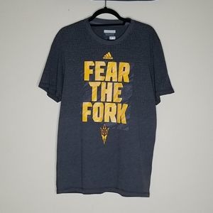 Adidas athletic T-shirt Large